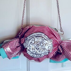Bon Bon Purse by Samantha Thavasa